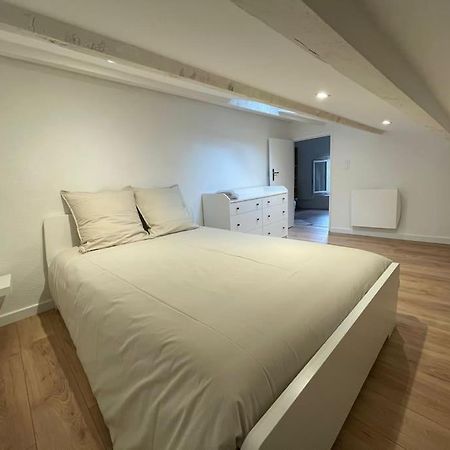 Apartamento Duplex Sous Les Toits Riez Exterior foto