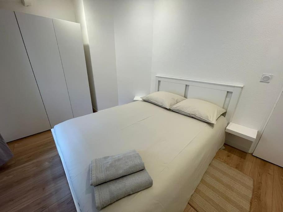 Apartamento Duplex Sous Les Toits Riez Exterior foto