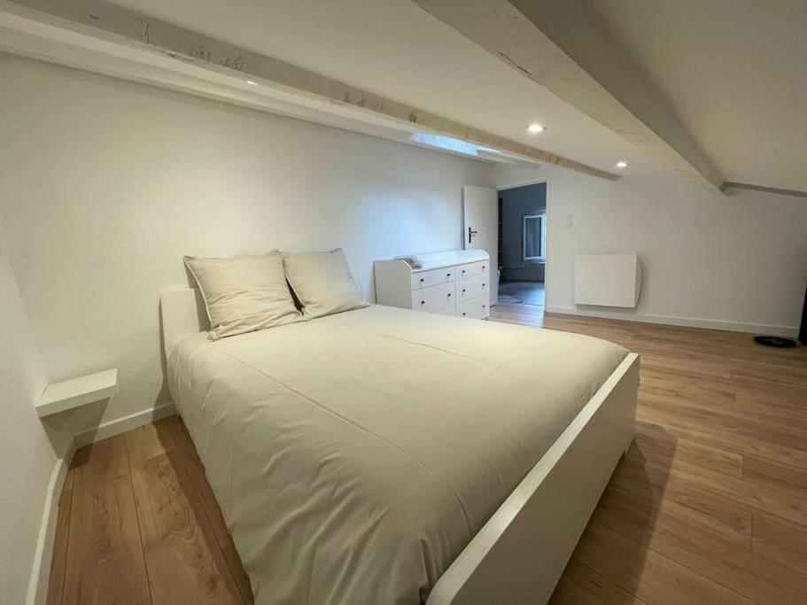 Apartamento Duplex Sous Les Toits Riez Exterior foto